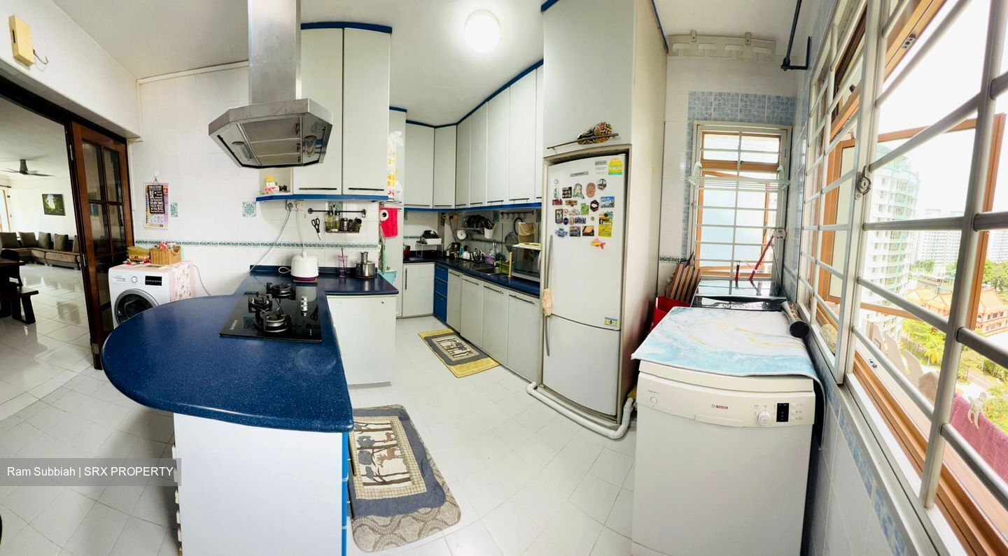 Blk 318C Anchorvale Link (Sengkang), HDB 5 Rooms #380303181